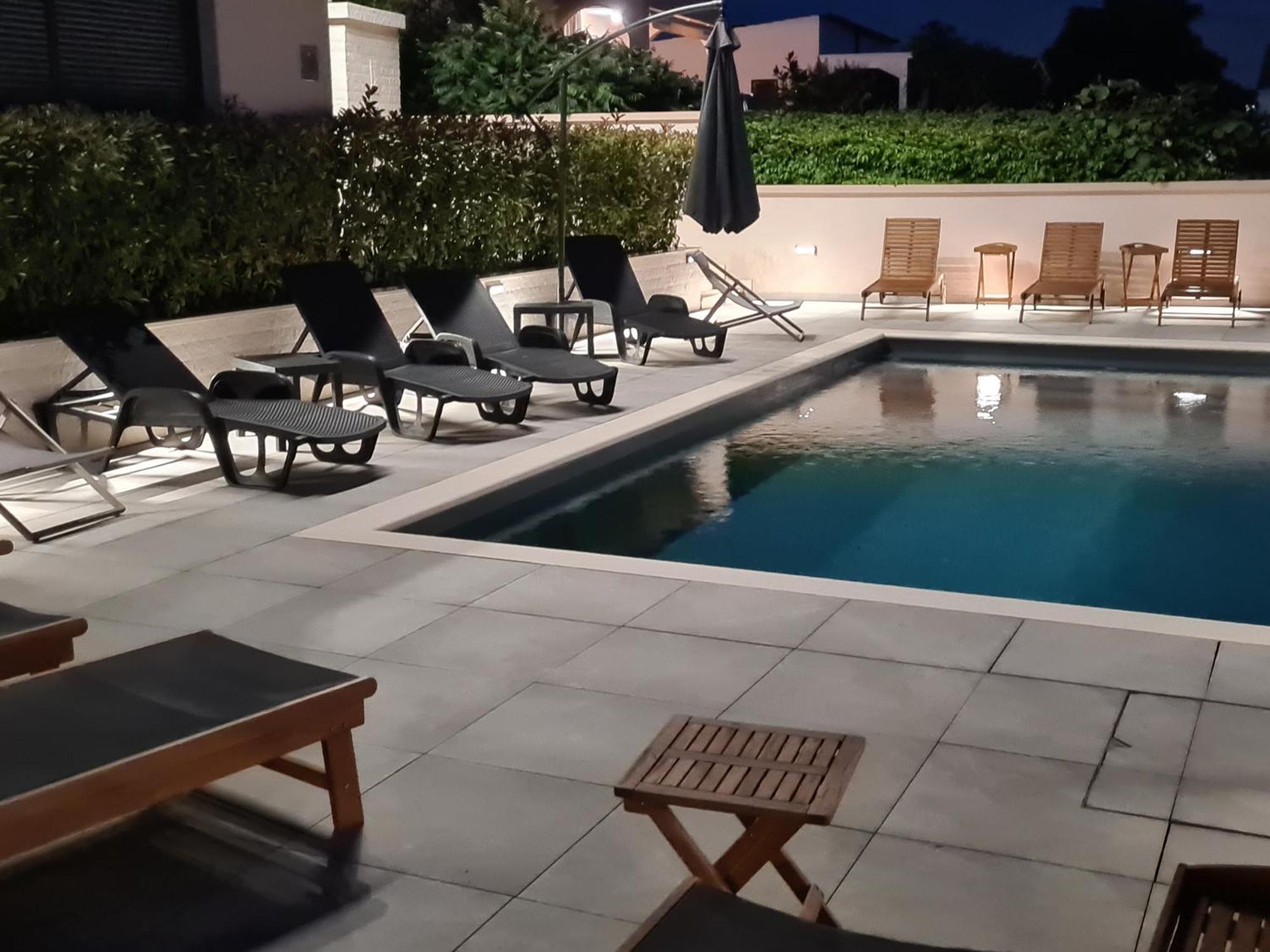 Apartment Rose Garden Sveti Filip i Jakov Exteriér fotografie